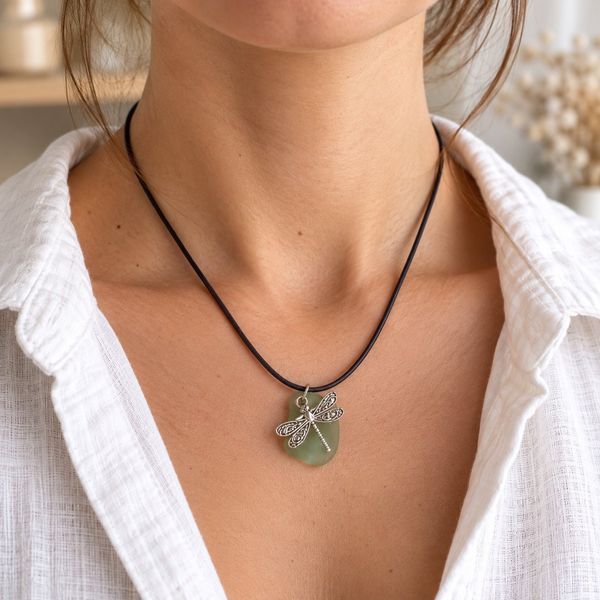 Collier verre poli libellule