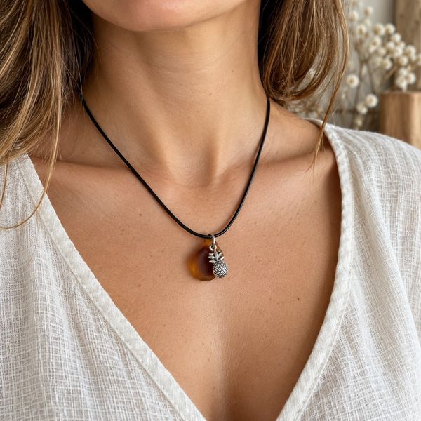 Collier verre poli ananas